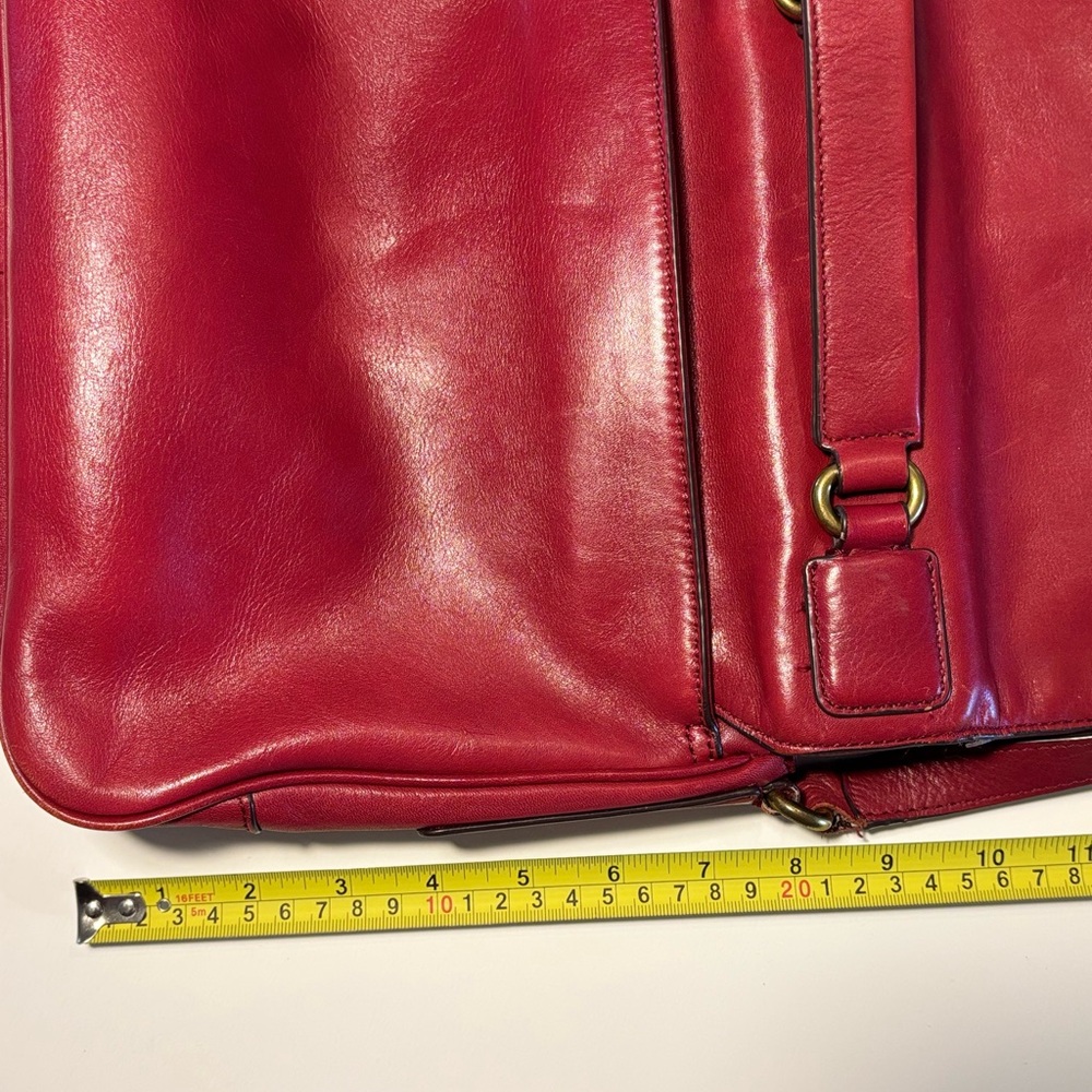 Fossil Red Leather Crossbody • Gold Turn‑Lock • Top Handle - Picture 13 of 16